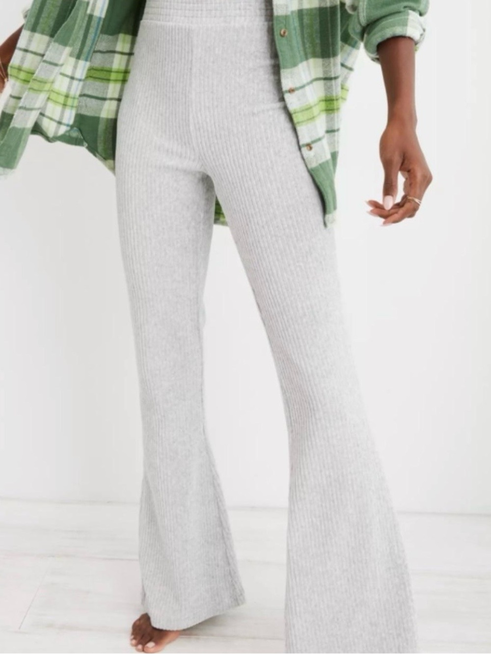 Aerie Gray Groove On Velour Ribbed Knit High Rise Flare Leg Pants Medium